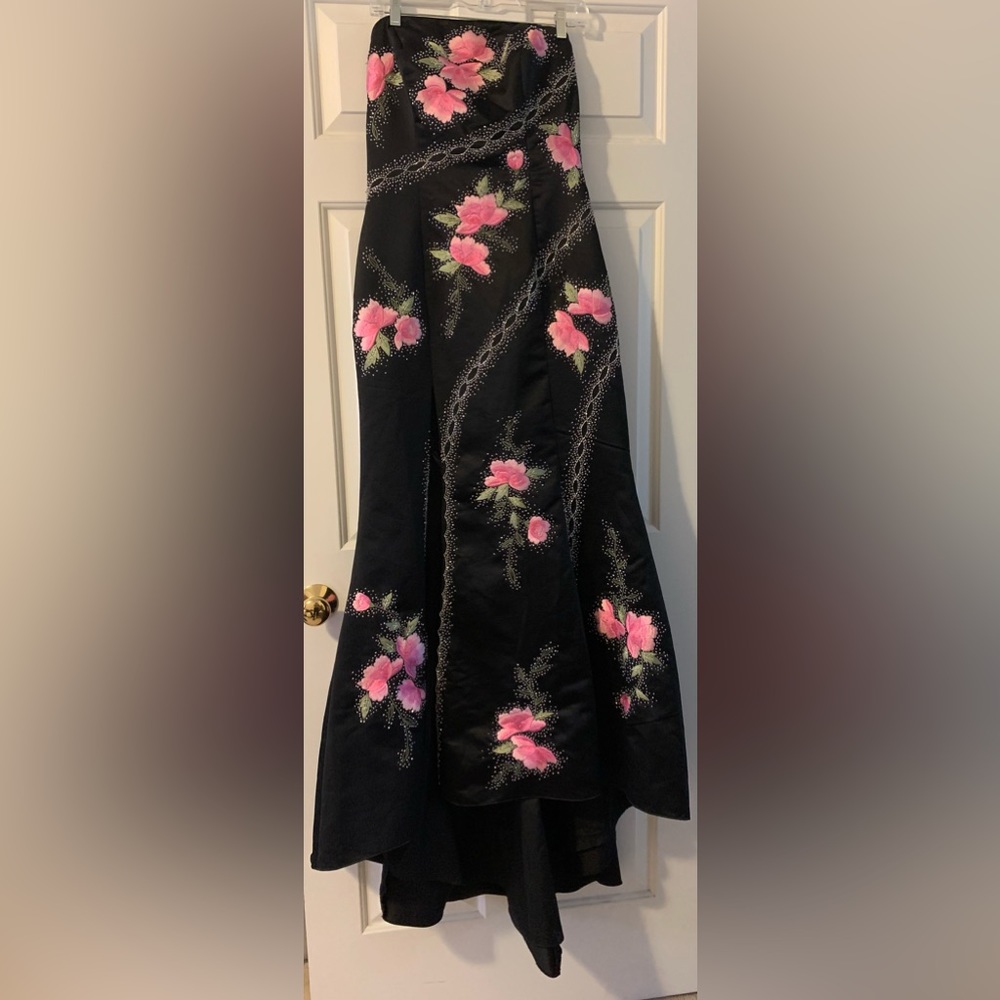 Long black dress